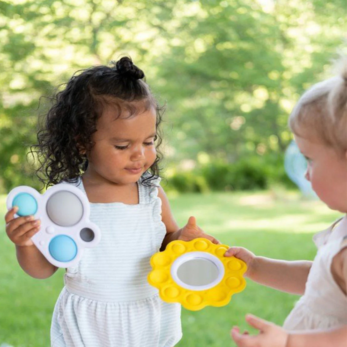 Fat Brain Toys Dimpl Billow and Bright - Image 4