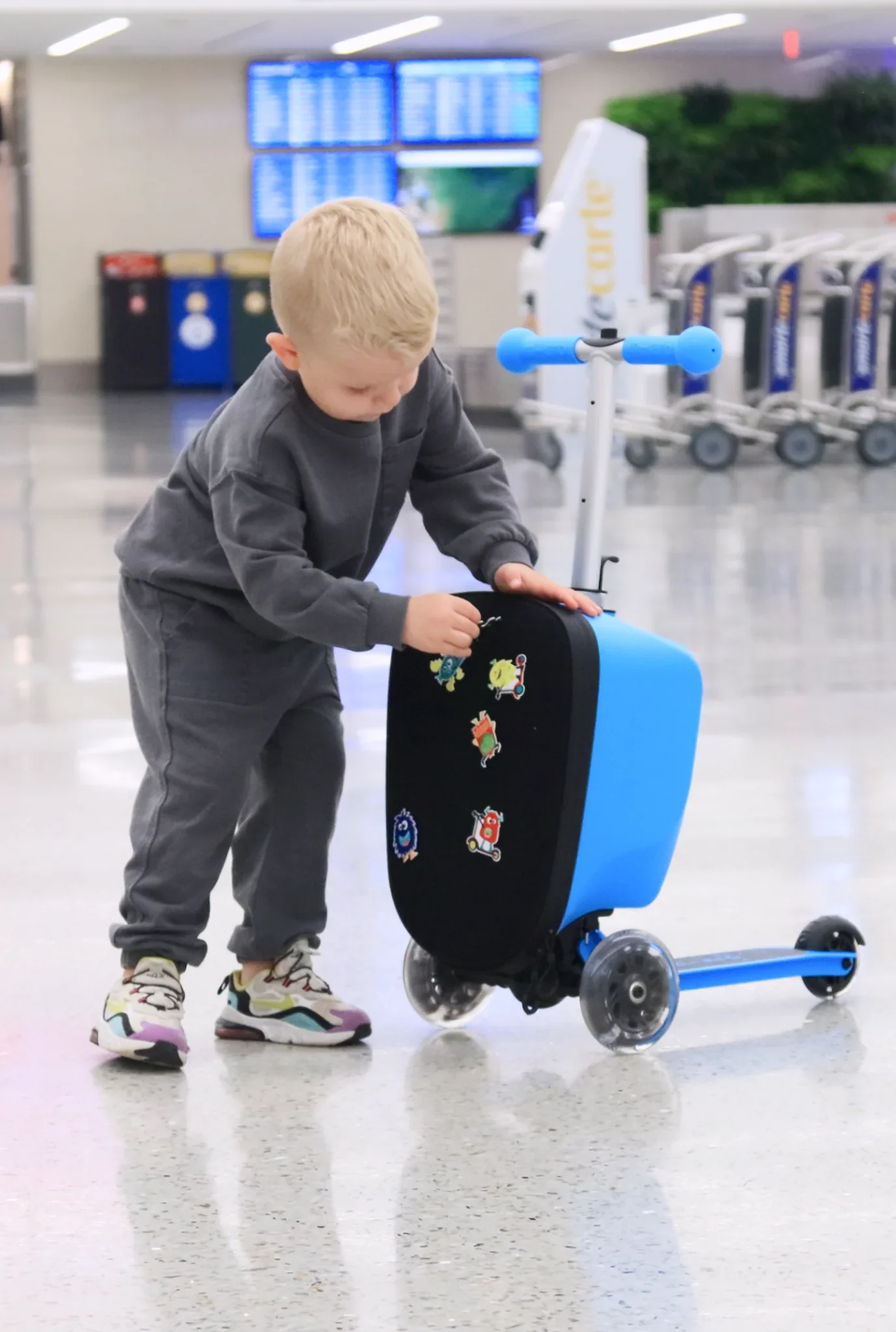 Micro Scooter Luggage Junior LED Patch & Play - Image 9