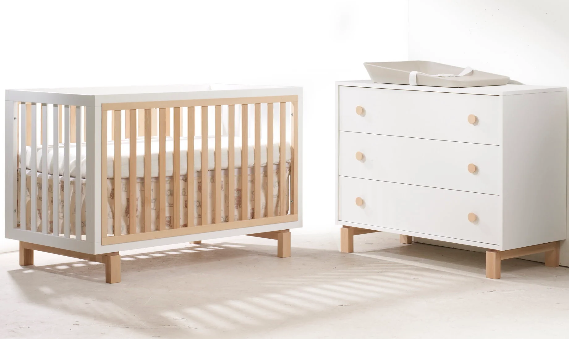 Tulip Bjorn Collection Crib and Dresser Set - Image 3