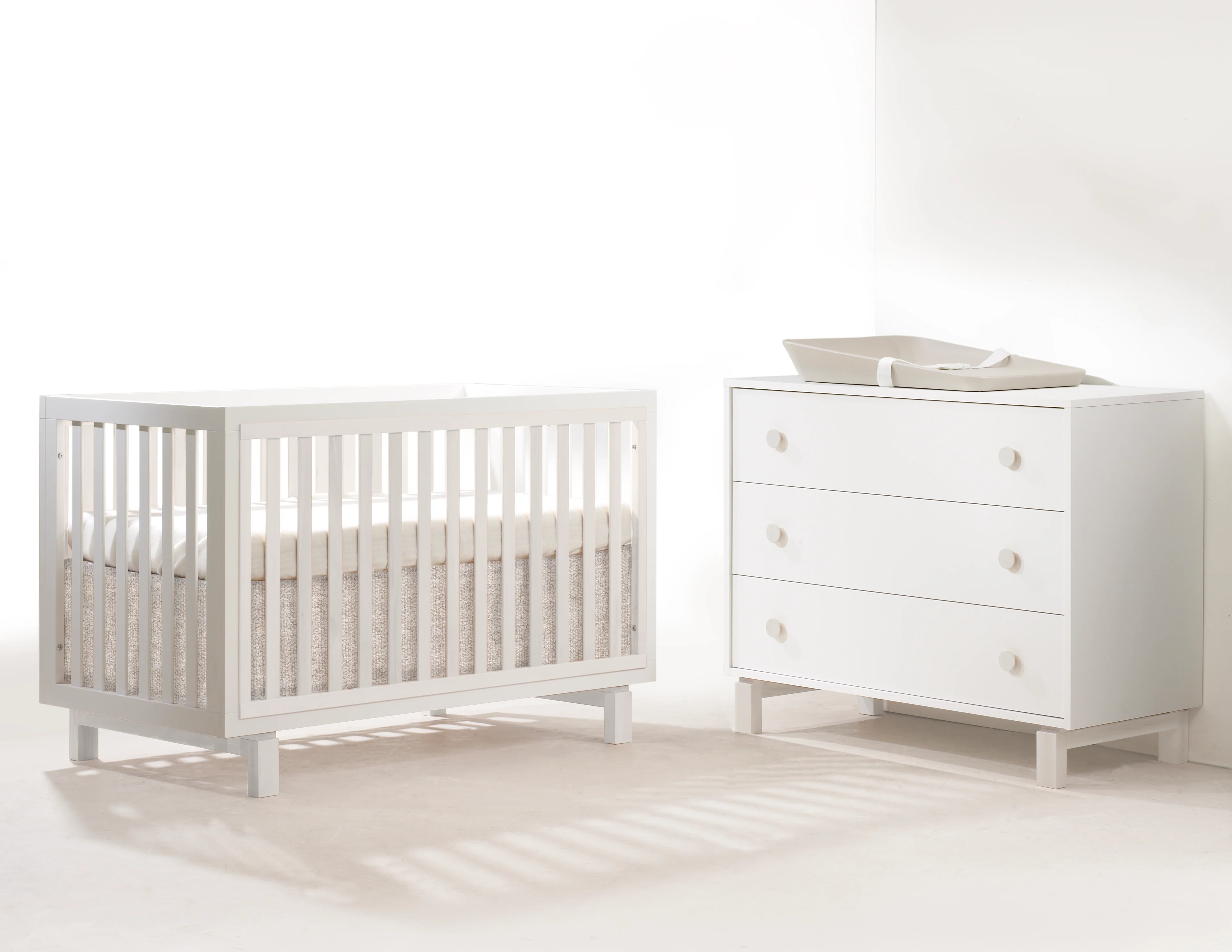 Tulip Bjorn Collection Crib and Dresser Set - Image 4