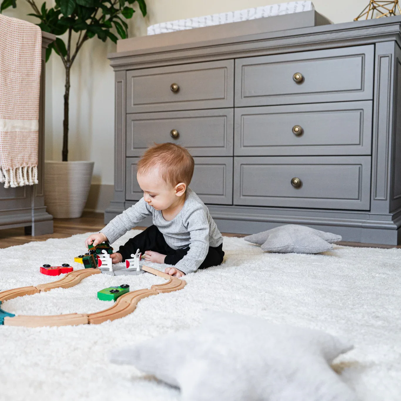 Silva Jackson Double Dresser - Image 4