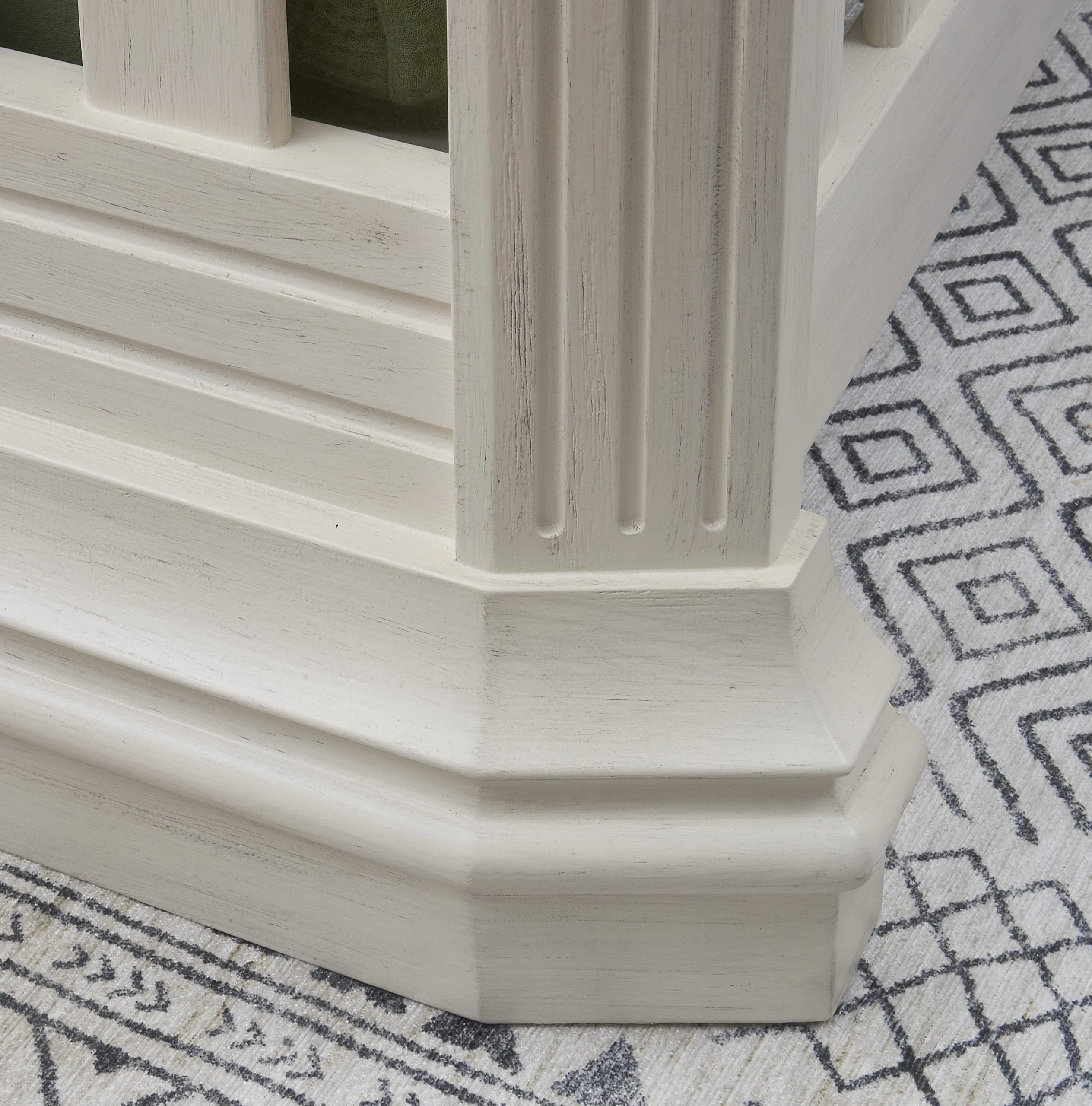 Sorelle Vista Flat Top Convertible Crib and Dresser Set - In Stock - Image 6