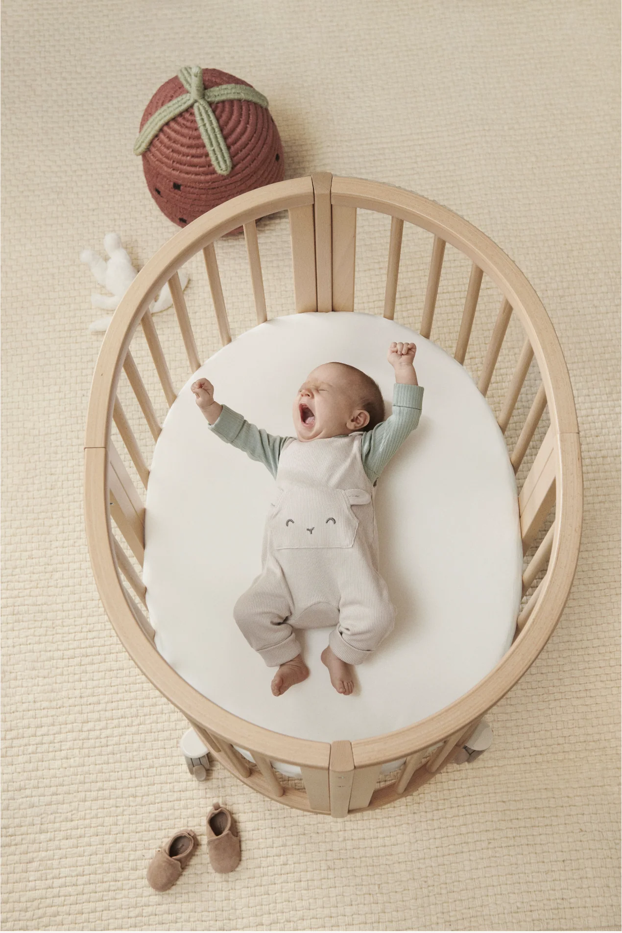 Stokke® Sleepi™ Mini Bundle with Mattress V3 - Image 6