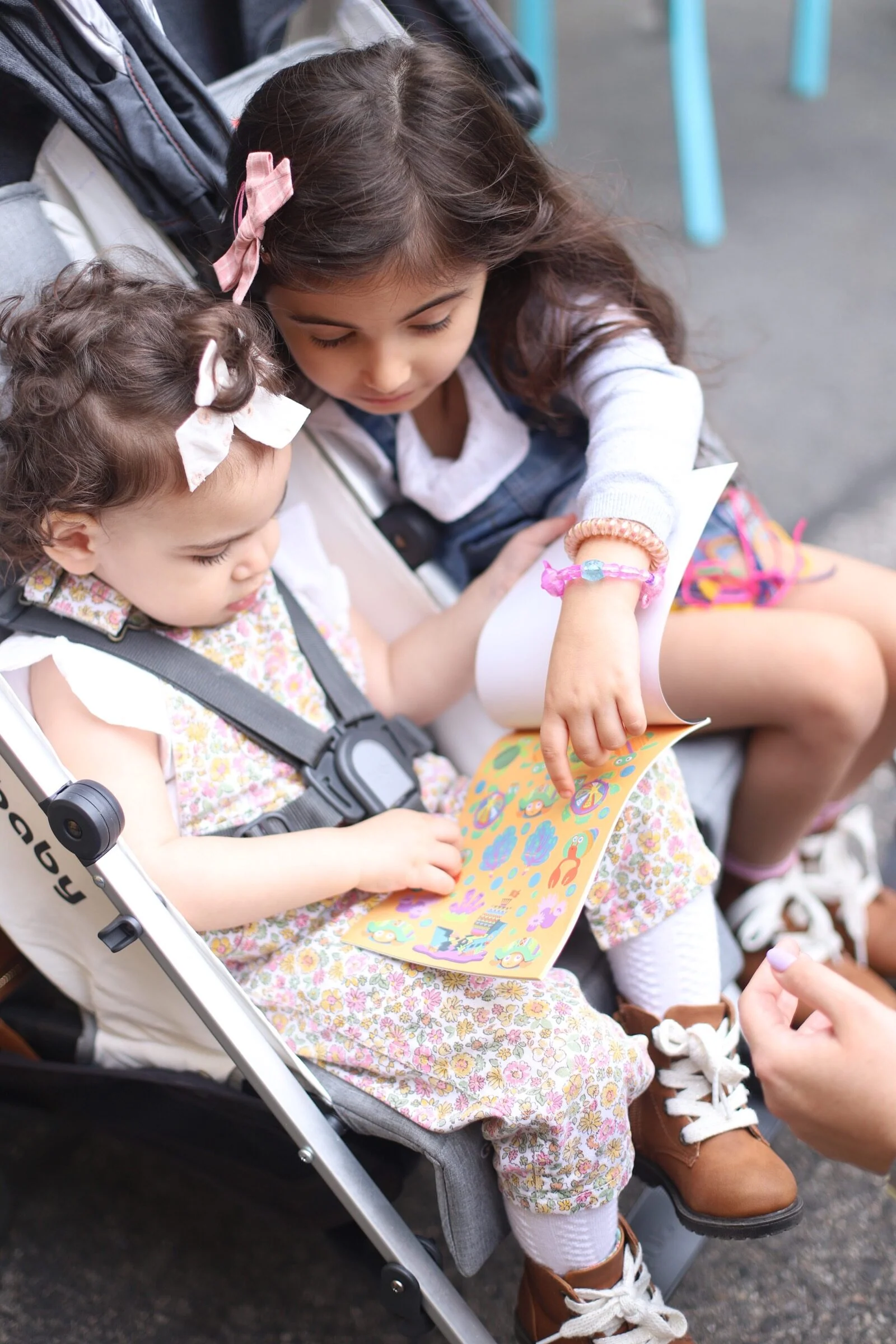 Uppababy G-Link Lightweight Double Stroller - Floor Model - Image 6